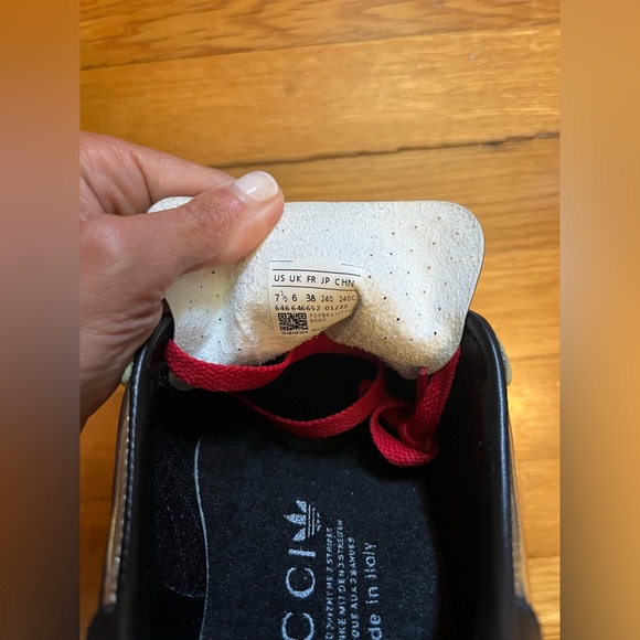 In the Styles of Gucci x Adidas Gazelle Metallic Gold Sneakers - Size 7 1/2 - Picture 9 of 9